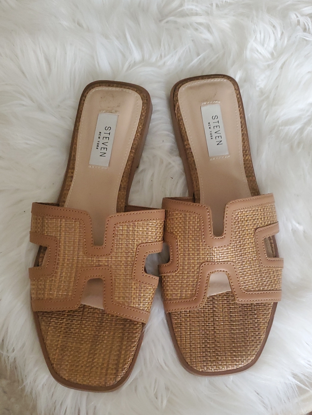 Steve Madden Woven Tan Slide Mules Sandals Size 8.5